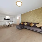 La Maison 3*